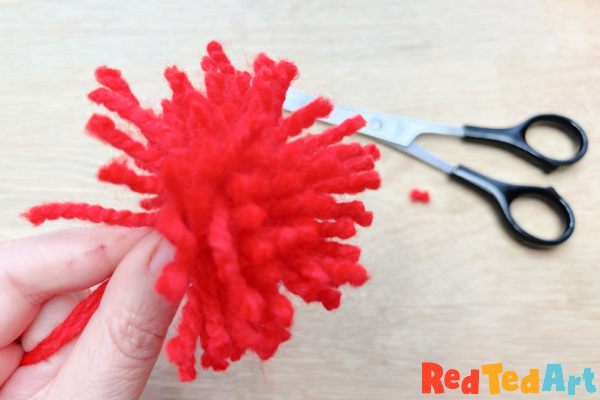quick pom pom diy