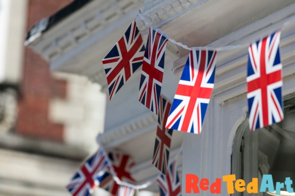 Free Union Jack Bunting Printable - Red Ted Art - Easy Kids Crafts