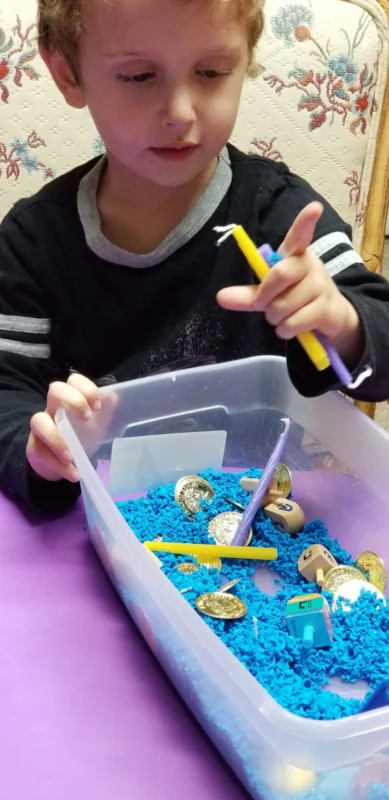 hanukkah sensory bin