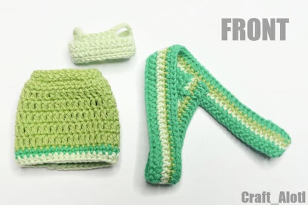 front of the crochet sari