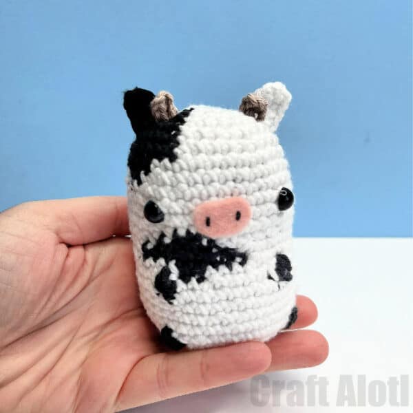 cow crochet