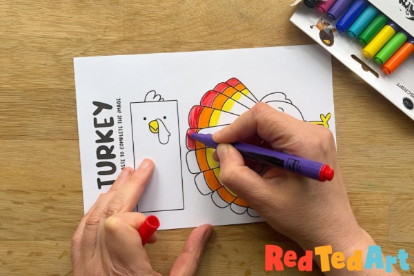 coloring the turkey with felt tips