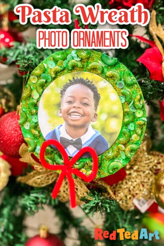pasta wreath photo ornament for preschoolers
