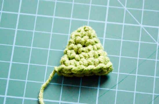 make the crochet cats ears
