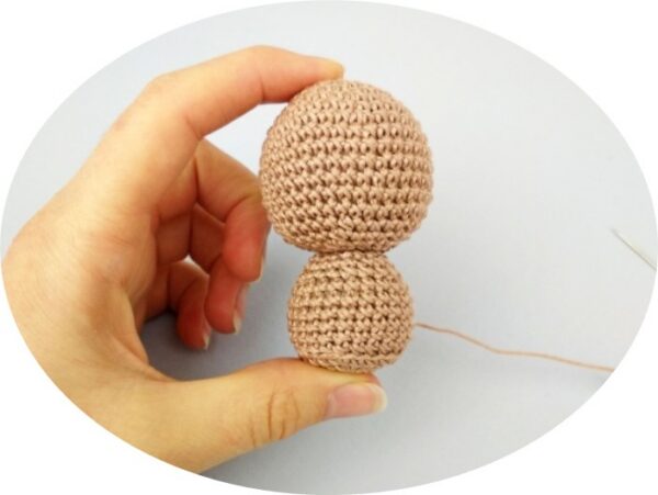 crochet reindeer body