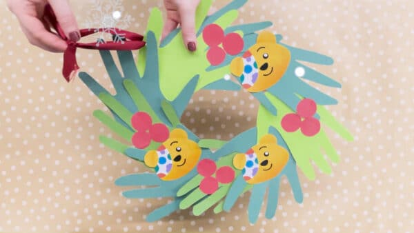 handprint Pudsey Bear Wreath