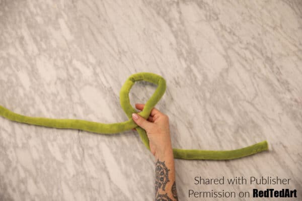how to finger knit a chain