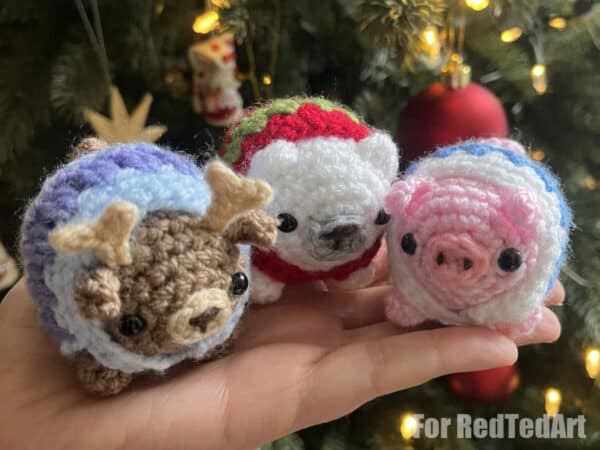 free crochet Christmas Ornaments - bauble bear and friends
