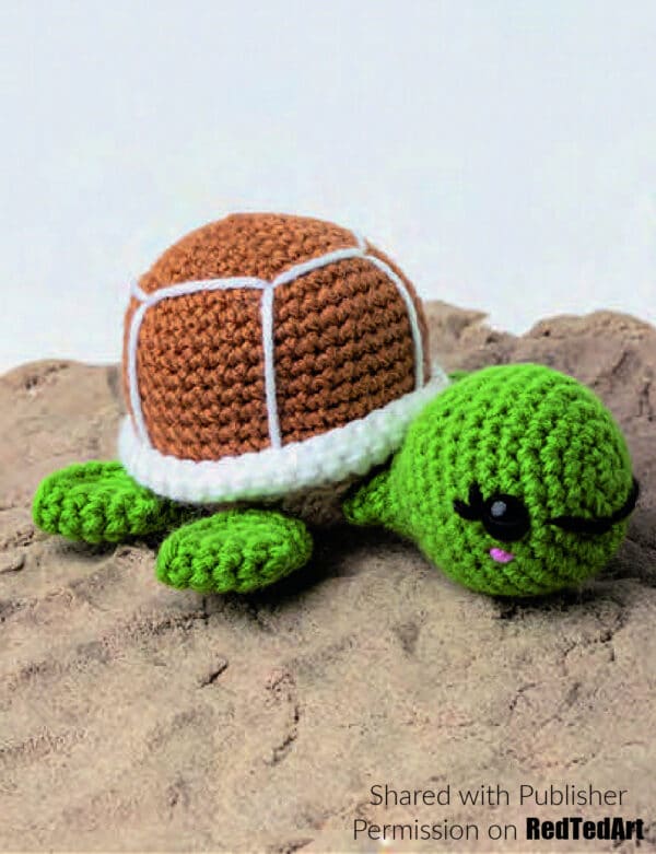 amigurumi crochet turtle