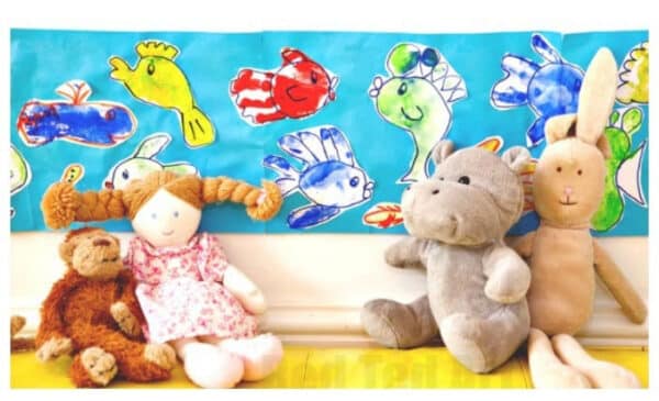 dr seuss handprint fish craft