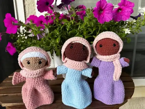 hijab crochet doll