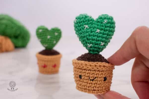 mini crochet plants