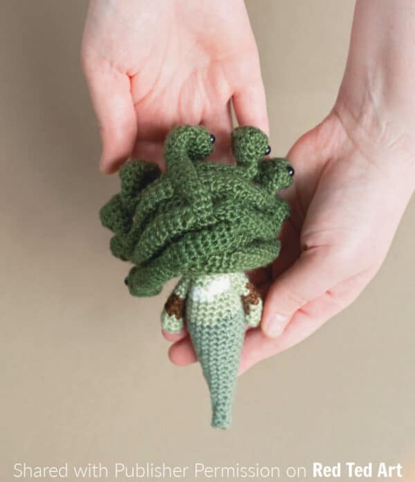 crochet doll medusa front and back