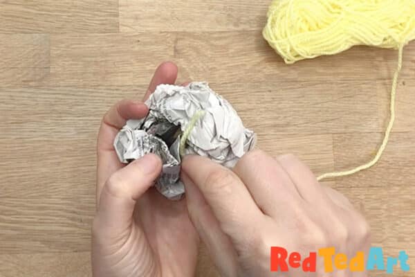 insert yarn
