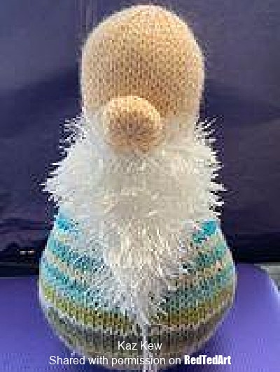 sew on the gnomes beard and hat