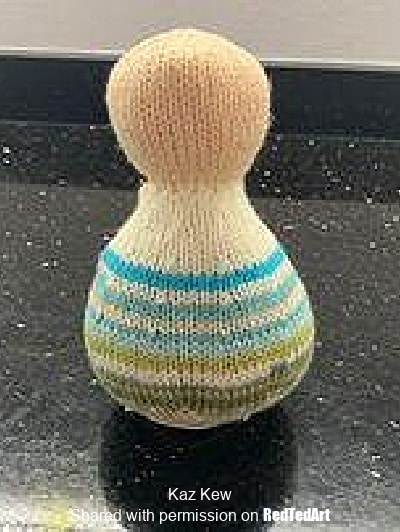 basic shape of knitted gonk