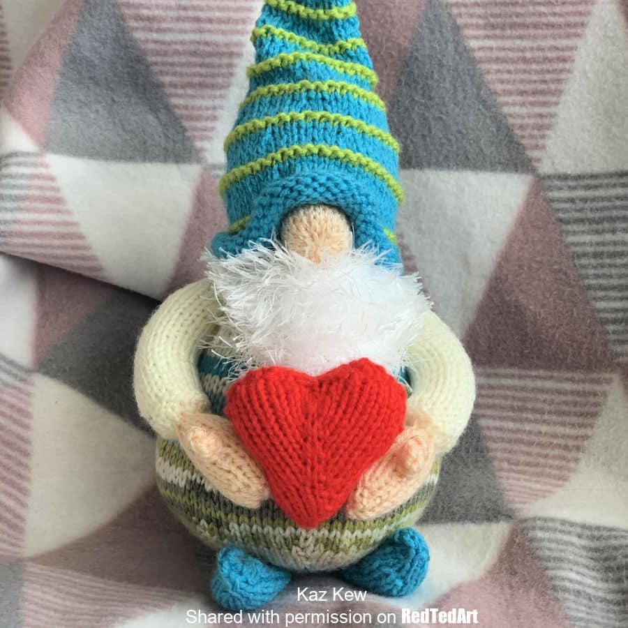 free knitted gonk pattern