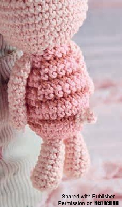 crochet piglet project
